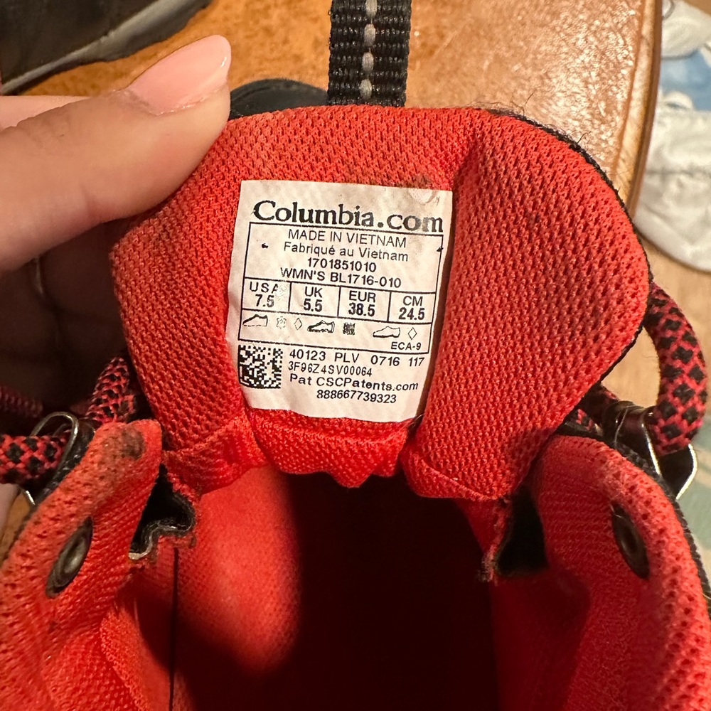 Columbia Sportswear Hiking Boots View 2